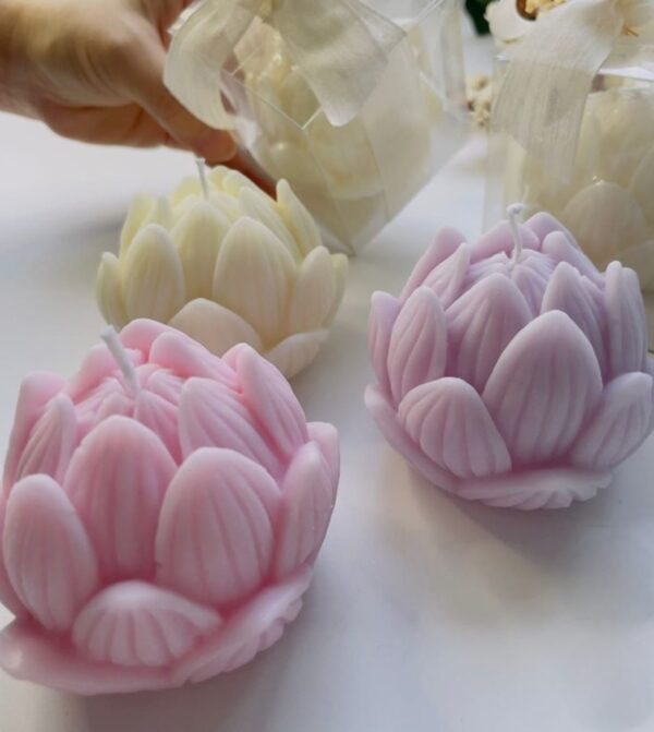 Lotus Flower Candle - Image 3