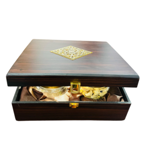 WOODEN 4 JAR GIFT BOX