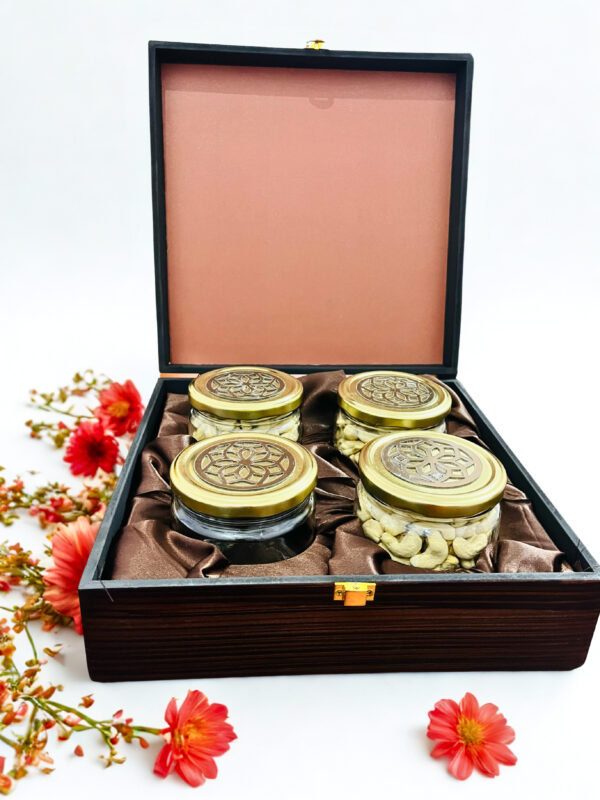 WOODEN 4 JAR GIFT BOX - Image 4
