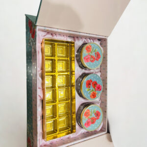 MDF Box with 3 printed Short salsa jars & 12 cavity